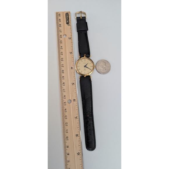 Vintage Gucci Quartz Ladies Watch, Functioning Very Well With Details - Picture 2 of 16